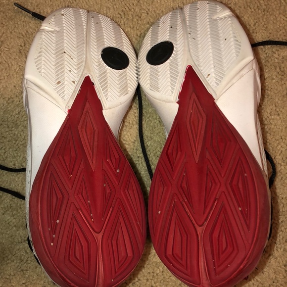 Men’s Jordan basketball shoes - Picture 4 of 4